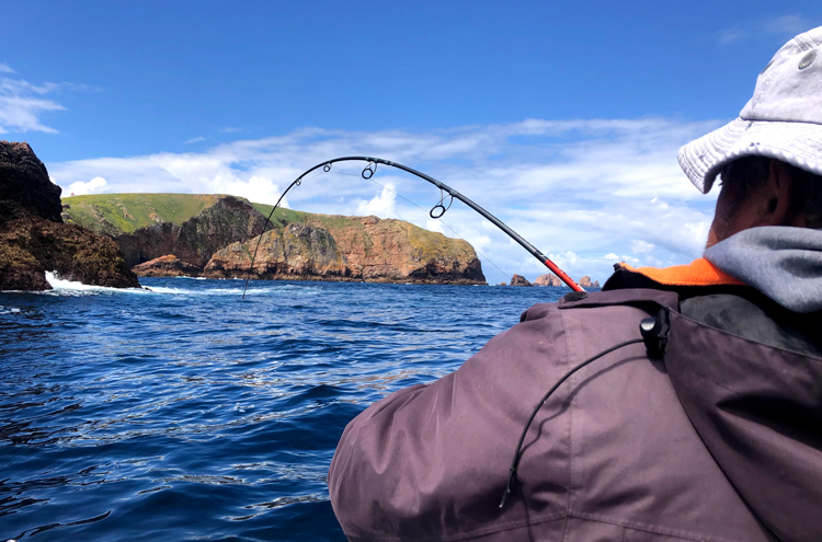José Alberto Nunes a pescar ao largo da Berlenga